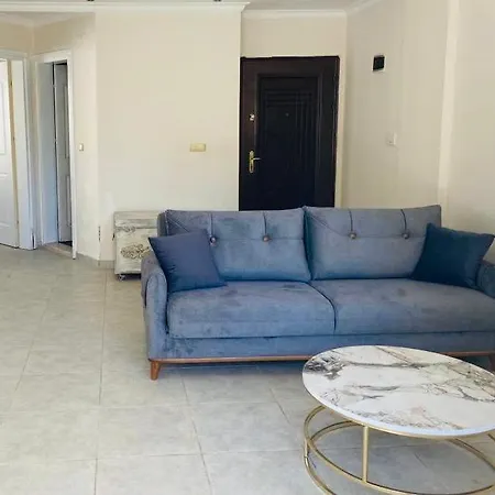 דירה Lovely Ground Floor 2 Bedroom Apartment. דידים