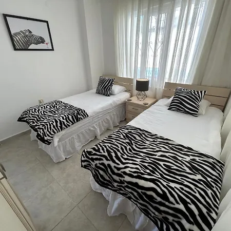 דירה Lovely Ground Floor 2 Bedroom Apartment. דידים